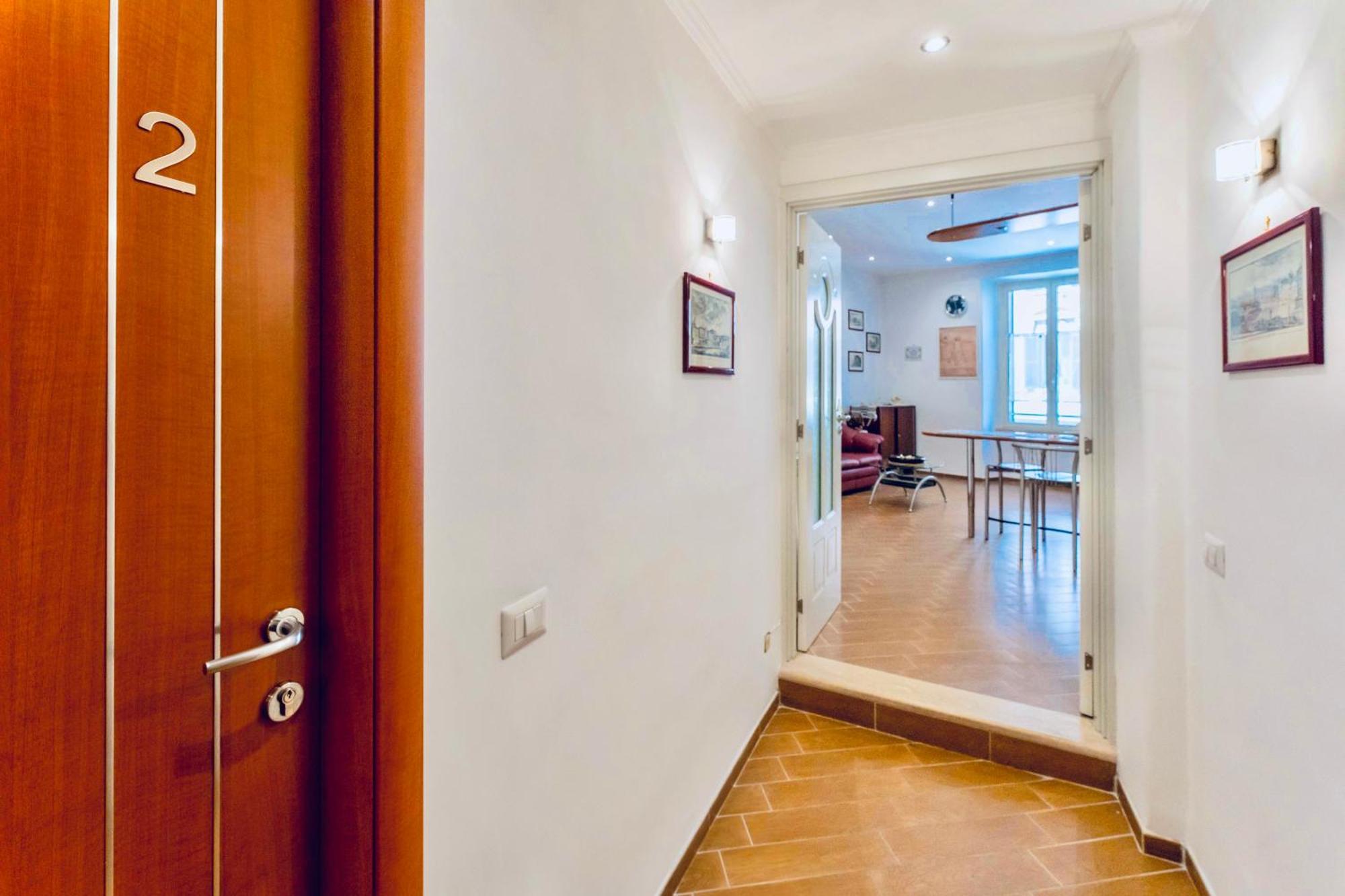 Miclad Colosseum Guest House Рим Экстерьер фото