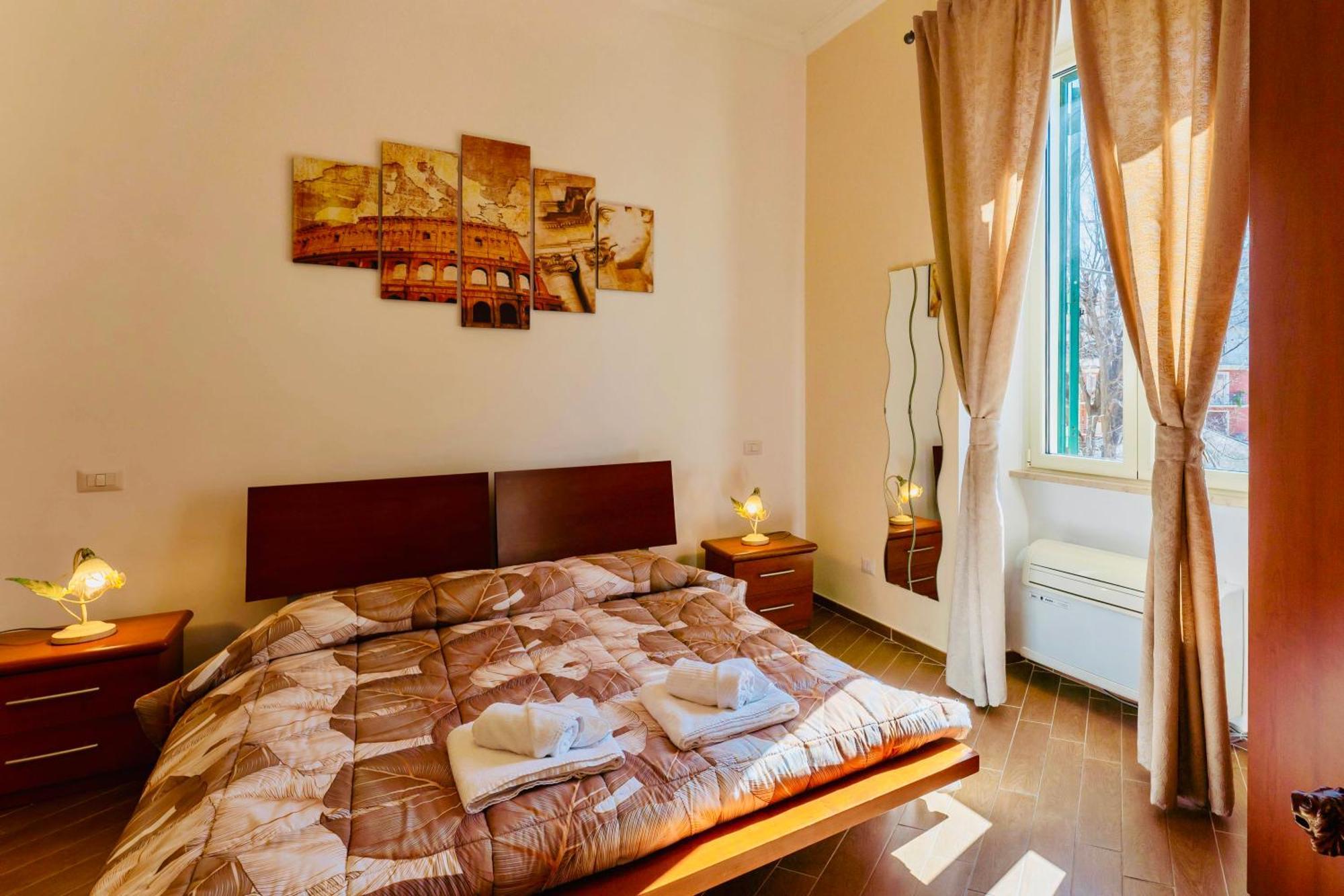 Miclad Colosseum Guest House Рим Экстерьер фото